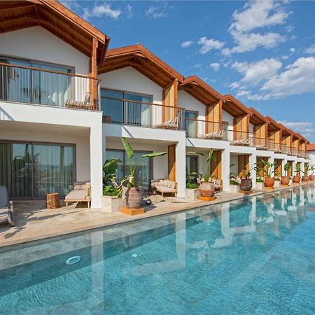 Day One Beach Resort & Spa - Adult Only Alanya Exterior photo The hotel's pool