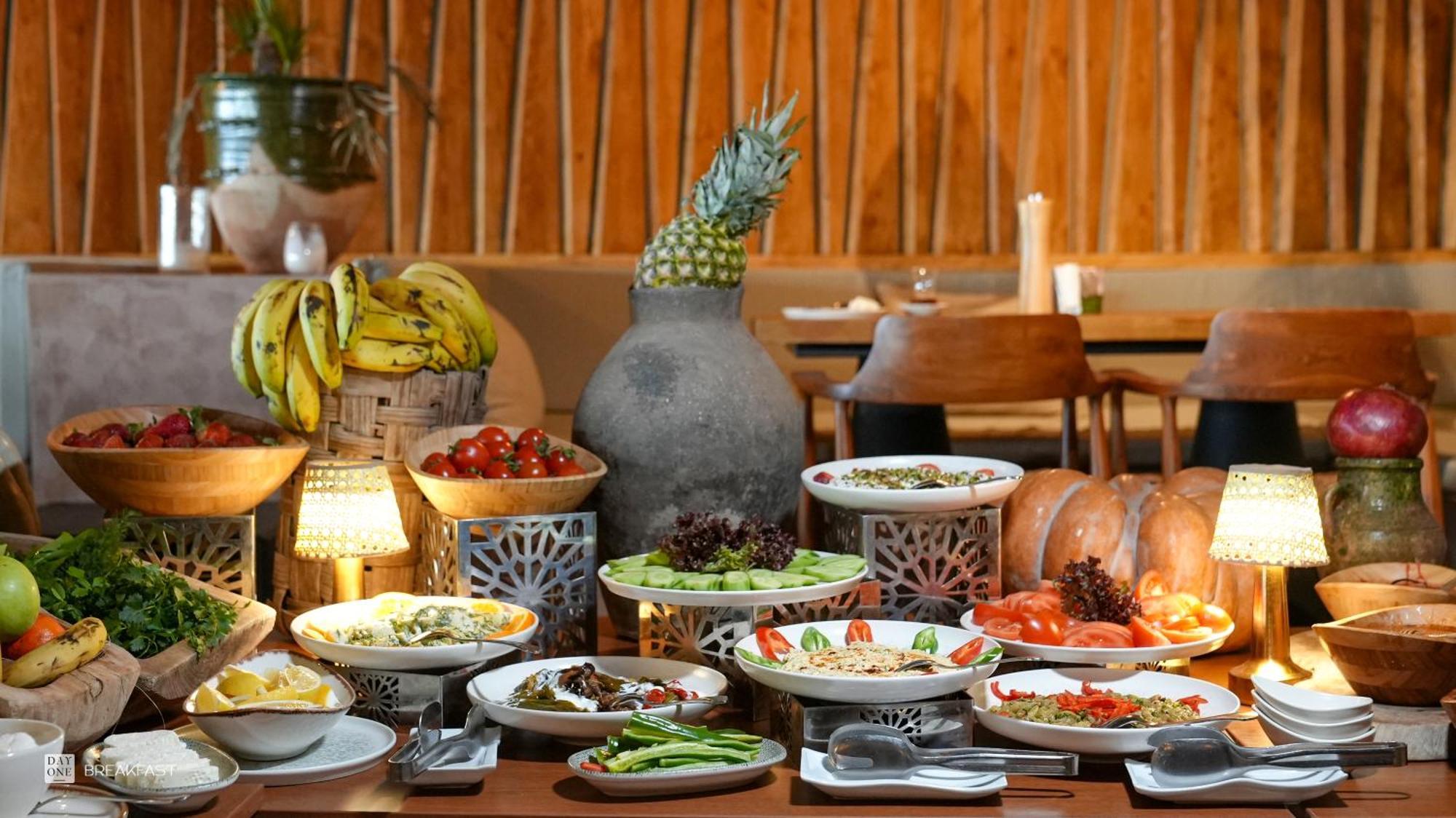 Day One Beach Resort & Spa - Adult Only Alanya Exterior photo A salad bar